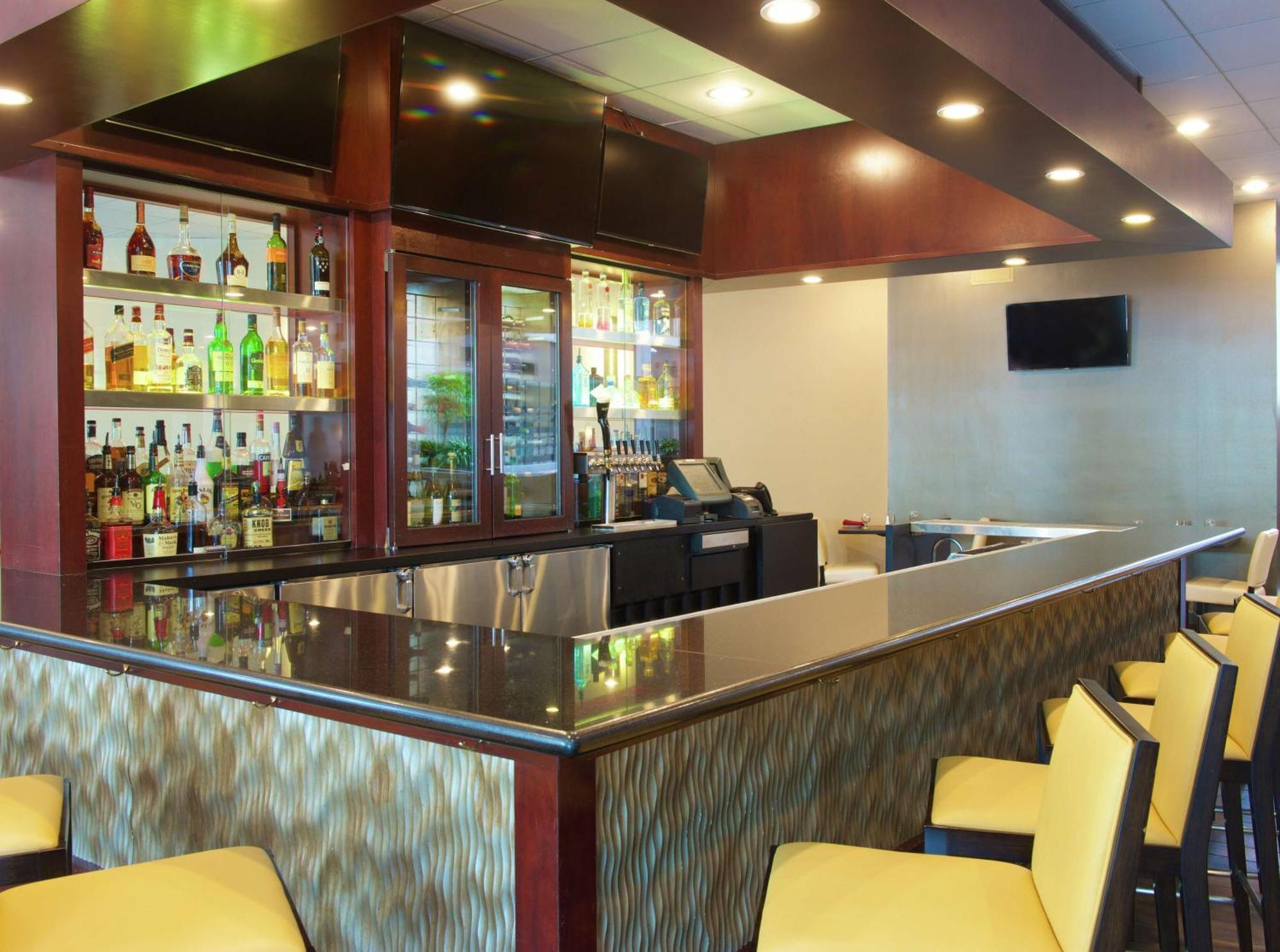 西雅图贝尔维尤希尔顿合博套房酒店 外观 照片
